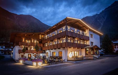 First Mountain Hotel Ötztal