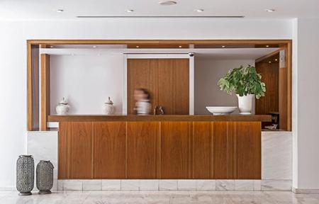 Hotel Grecian Sands slide 3