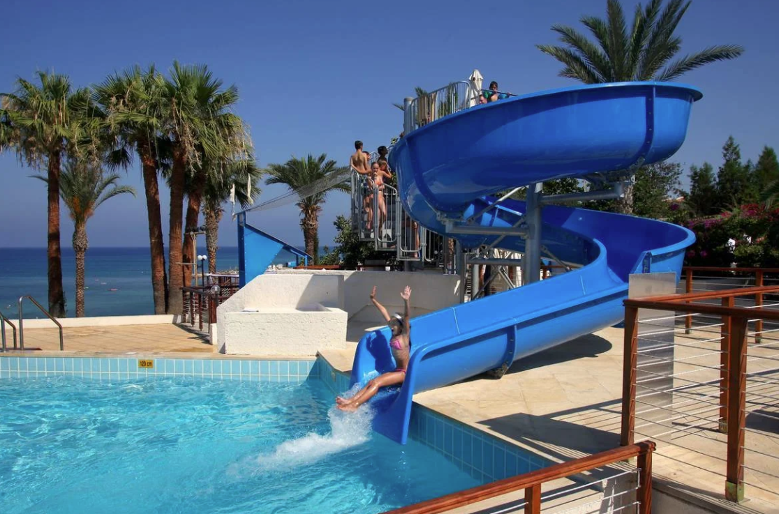 Hotel Golden Coast Beach  slide 5