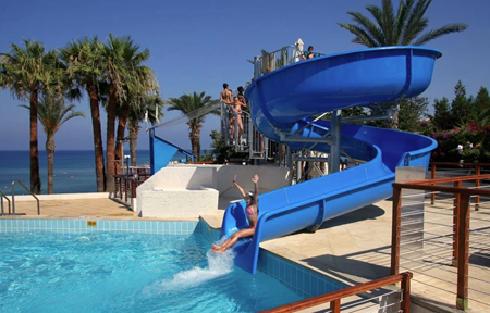 Hotel Golden Coast Beach slide 5