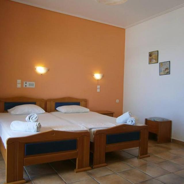 Lejlighedshotel Madouri Beach - billede 4