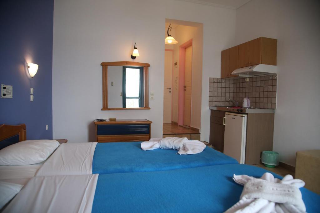 Lejlighedshotel Madouri Beach slide 2