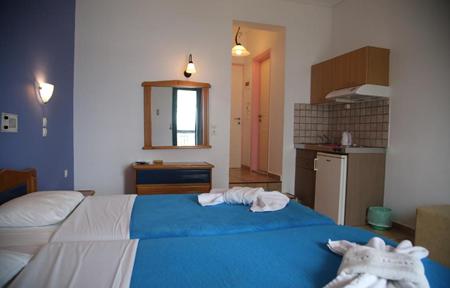 Lejlighedshotel Madouri Beach slide 2