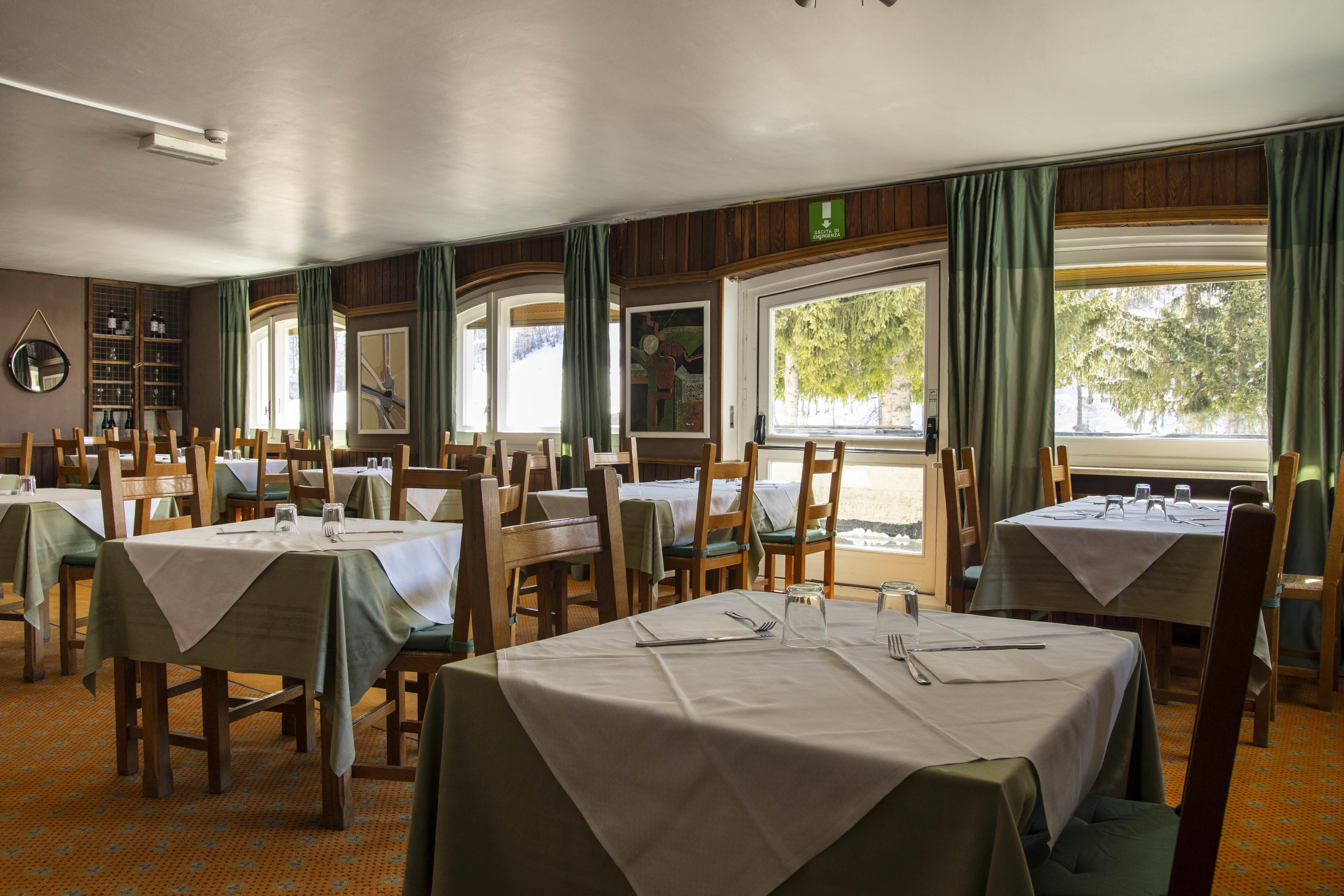 Hotel Hermitage slide 4