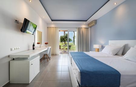 Hotel Gaia Royal slide 3