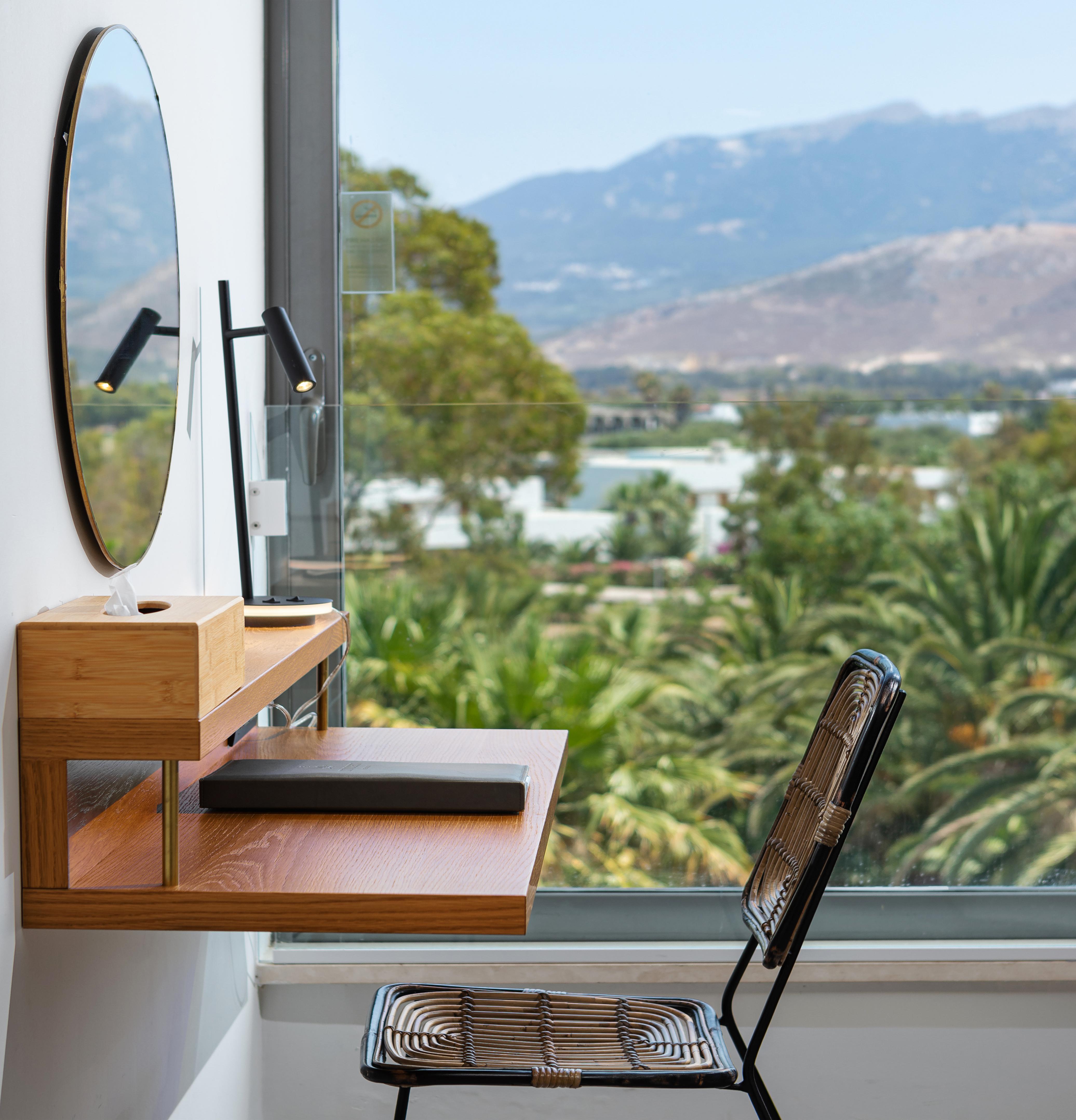 Hotel & Bungalows Caravia Beach slide 4