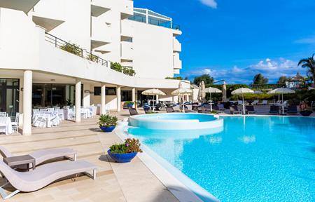 Hotel Cefalu Sea Palace slide 2