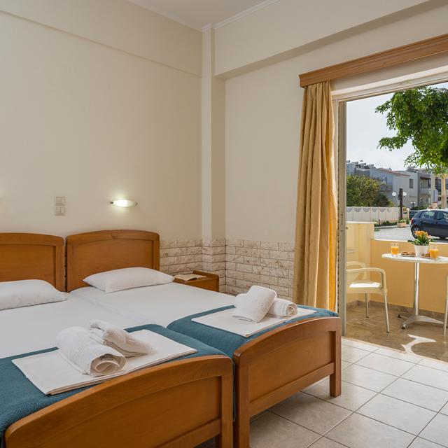 Adonis Apartments - billede 4