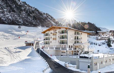 Hotel Gruenerhof  slide 1