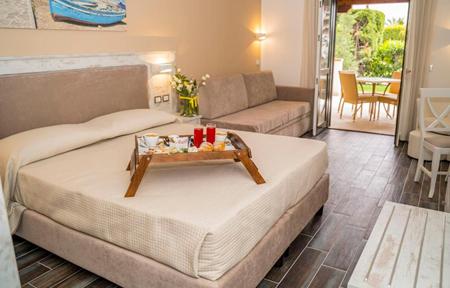 Dolcestate Hotel slide 2