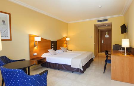 Hotel LIVVO Costa Taurito slide 3