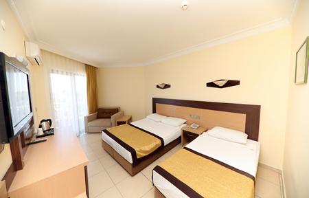 Hotel Caretta Beach slide 3