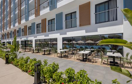 Arcanus Hotels Trendline Resort Side slide 5