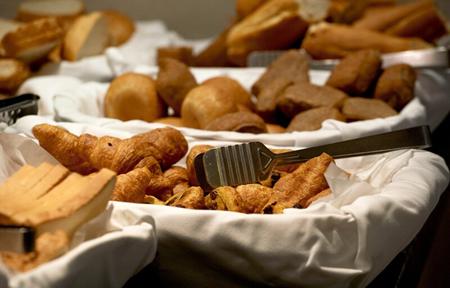 Hotel Esperia slide 3