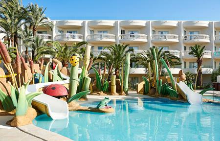 Hotel Iberostar Selection Albufera Park slide 3