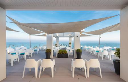 Hotel Las Arenas affiliated by Melia slide 2