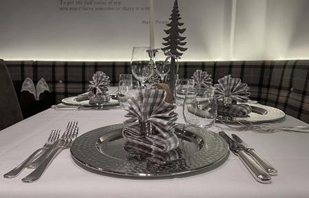 The laurin small & charming slide 2