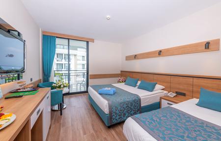 Hotel Meryan slide 4