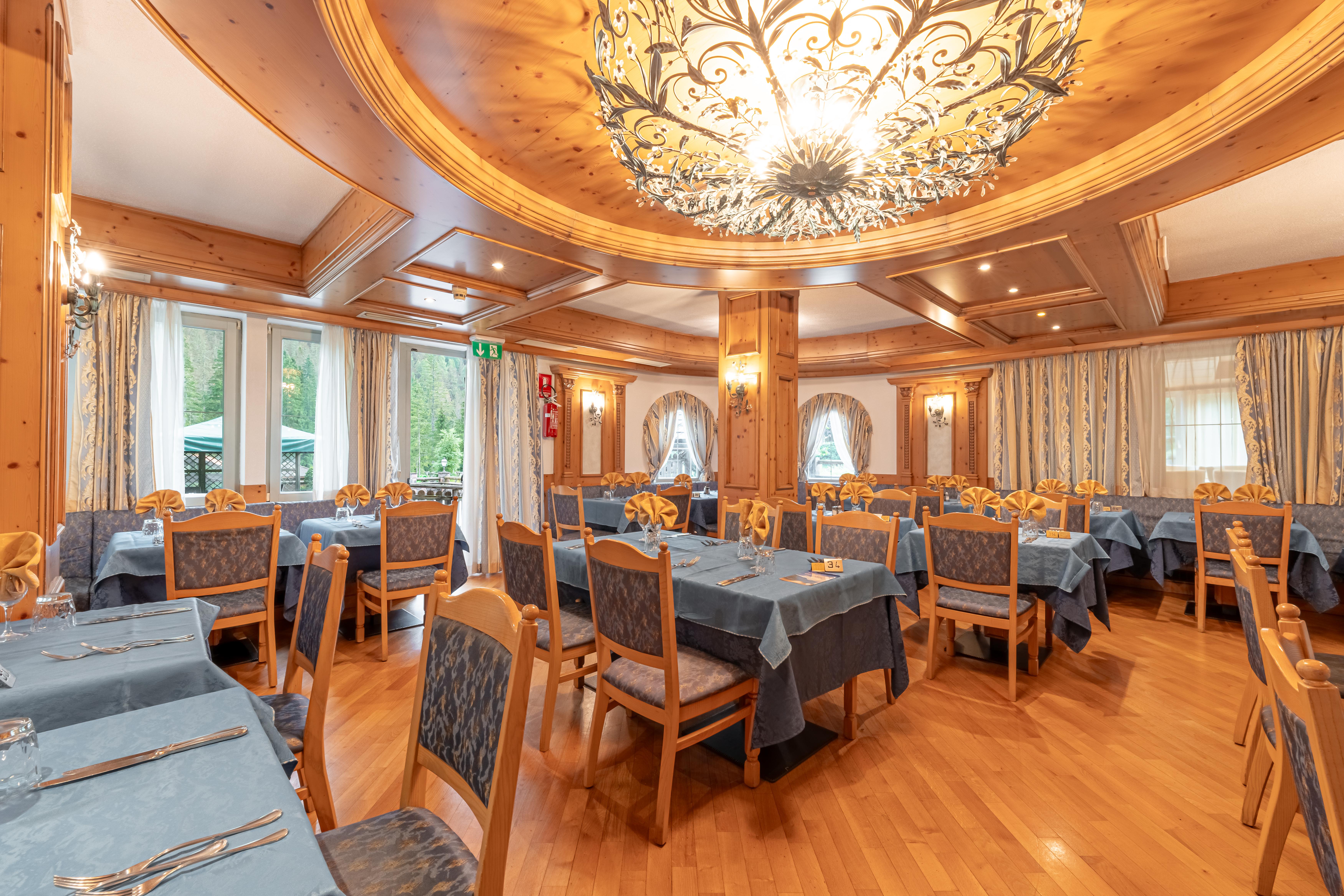 Hotel Diamant Spa Resort slide 3