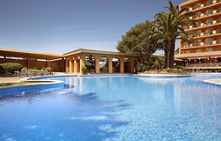 Luna Club Hotel Yoga & Spa slide 2