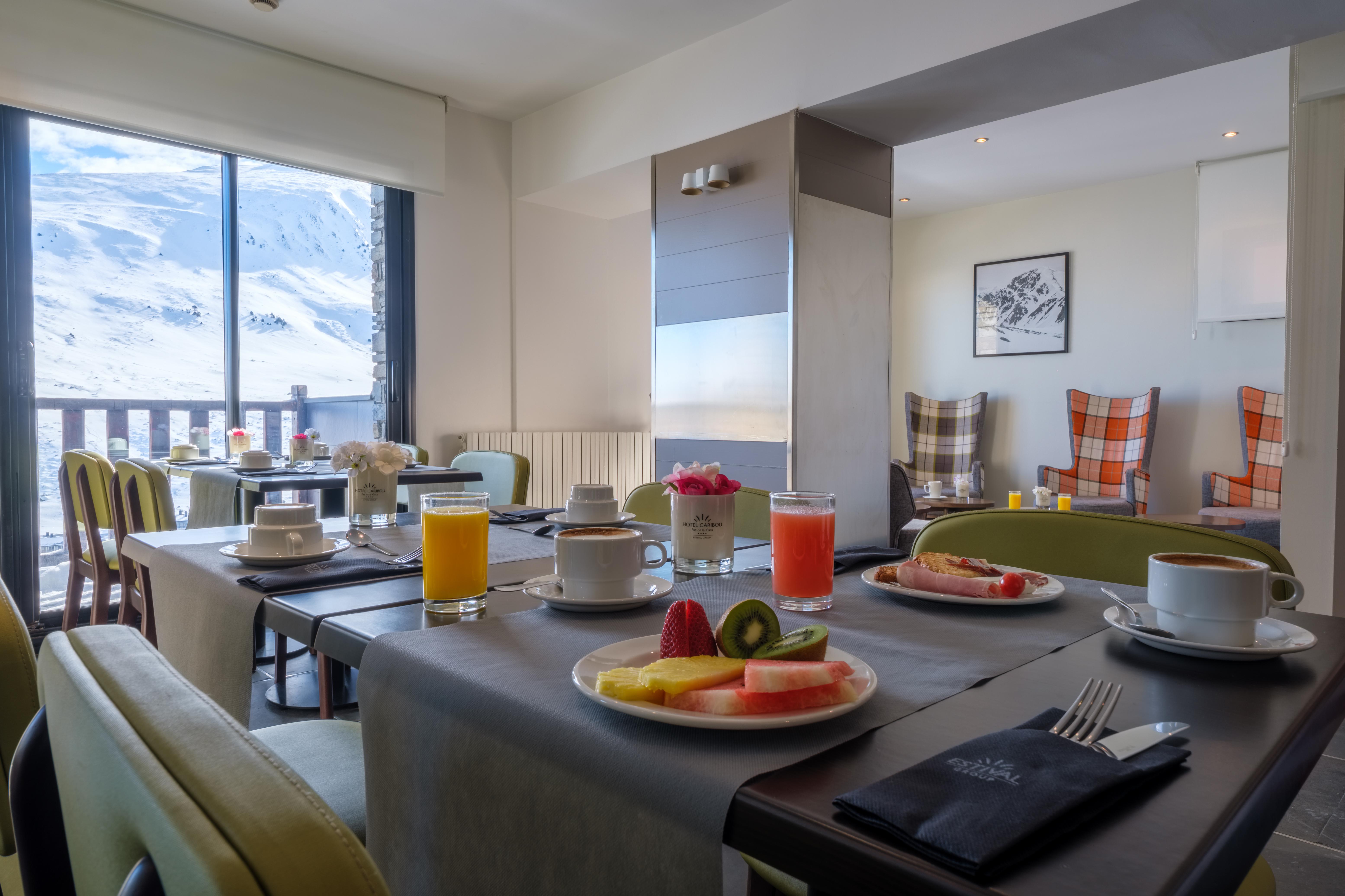 Hotel Caribou slide 3