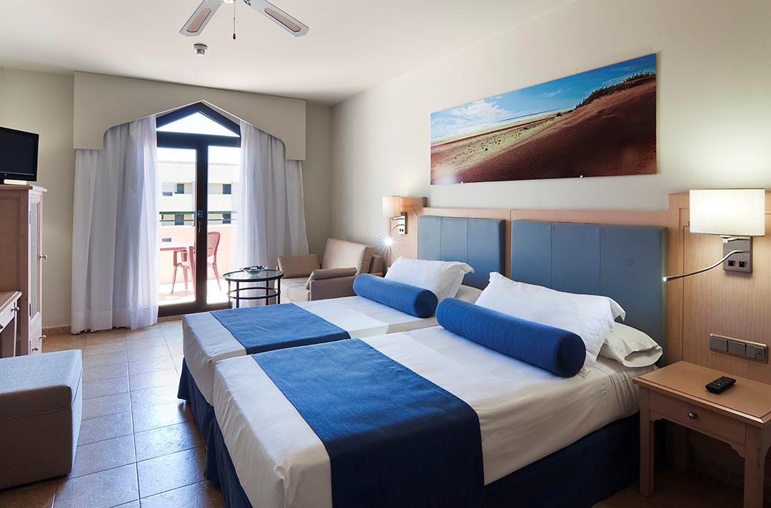 Hotel Playacanela slide 3