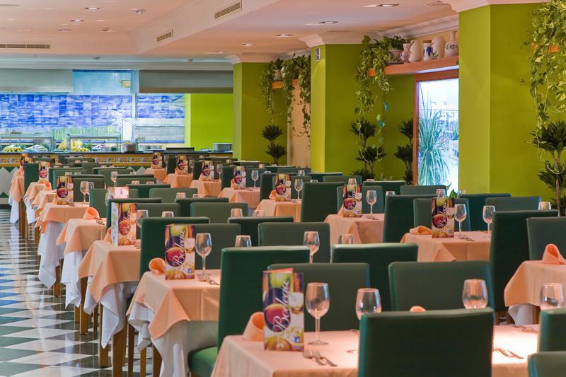 Playamarina Spa Hotel  slide 4