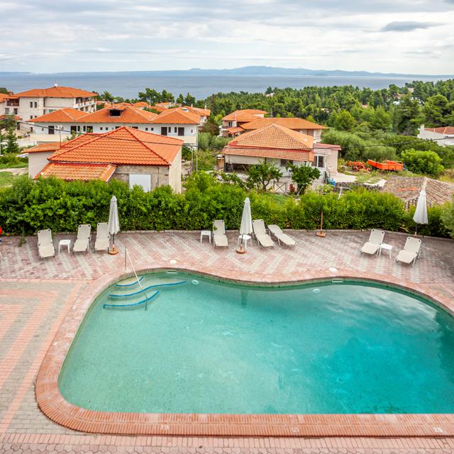 Aparthotel Skentos