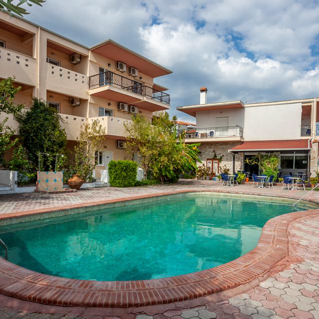 Lejlighedshotel Skentos - Sommer 2027