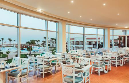 Hotel SUNRISE Alma Bay Resort slide 4