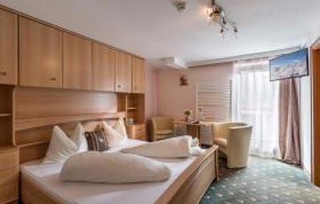 Hotel Hubertus slide 2