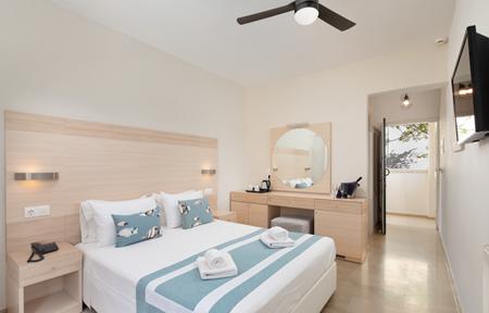 Hotel Iliada Beach slide 2