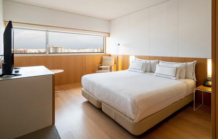 Melia Palma Bay slide 3