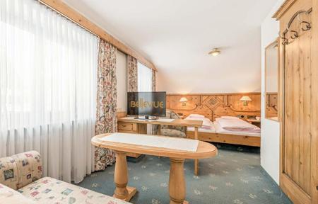 Hotel Bellevue slide 3