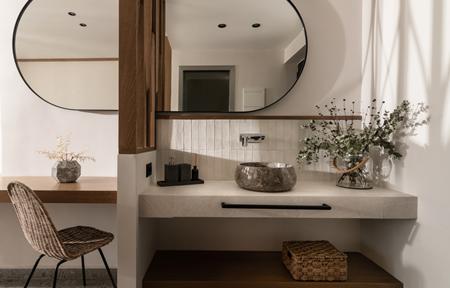 Mon Repo Secret Suites slide 3