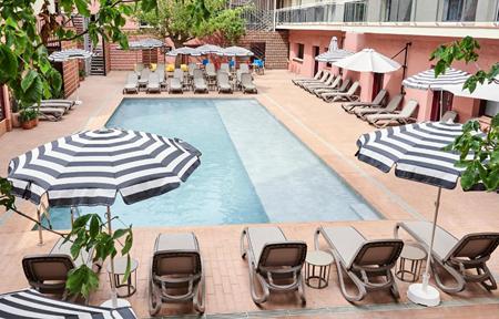 tent Lloret de Mar slide 1