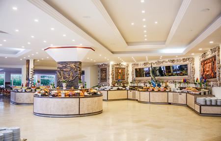 Hotel Cesars Side slide 4