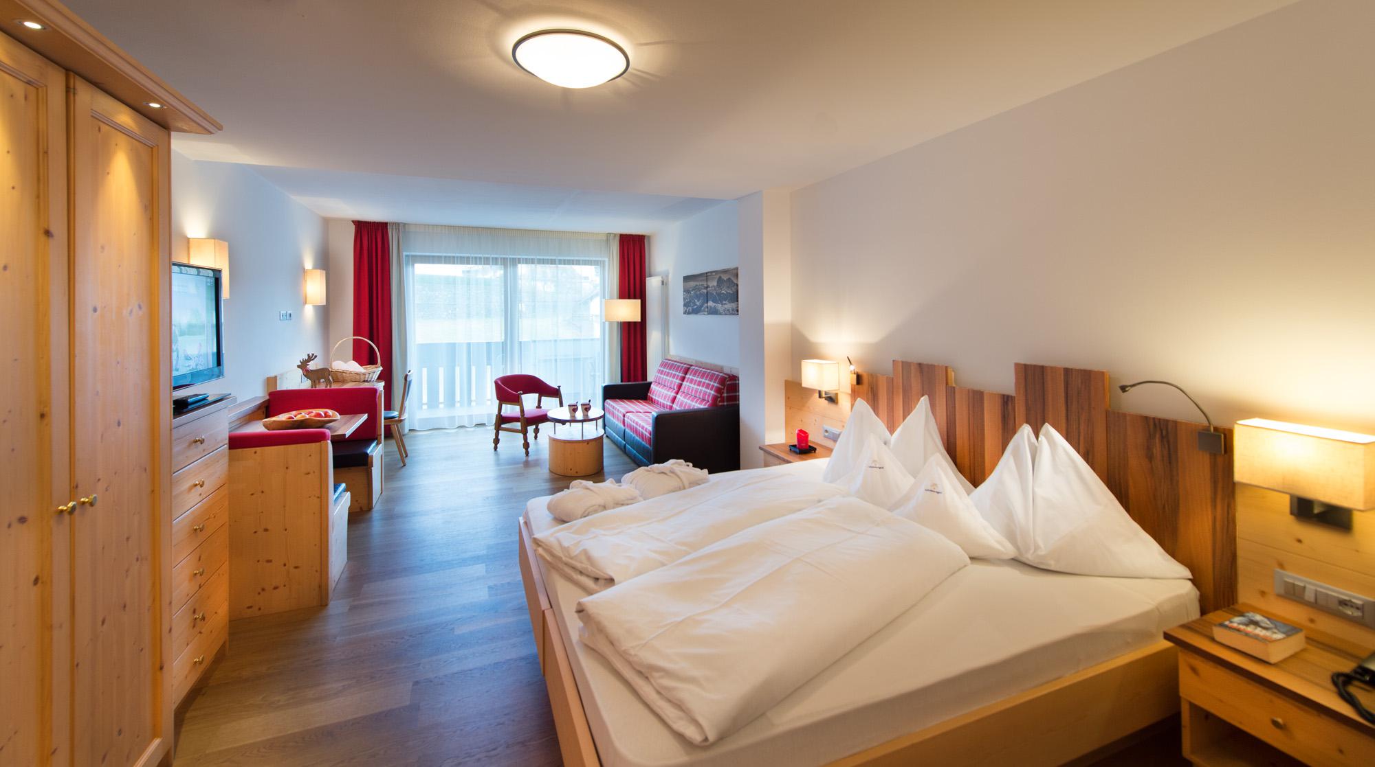 Alpenroyal Hotel slide 2