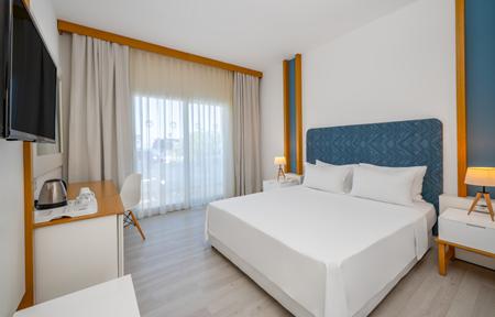 Hotel Labranda TMT Bodrum Resort  slide 3