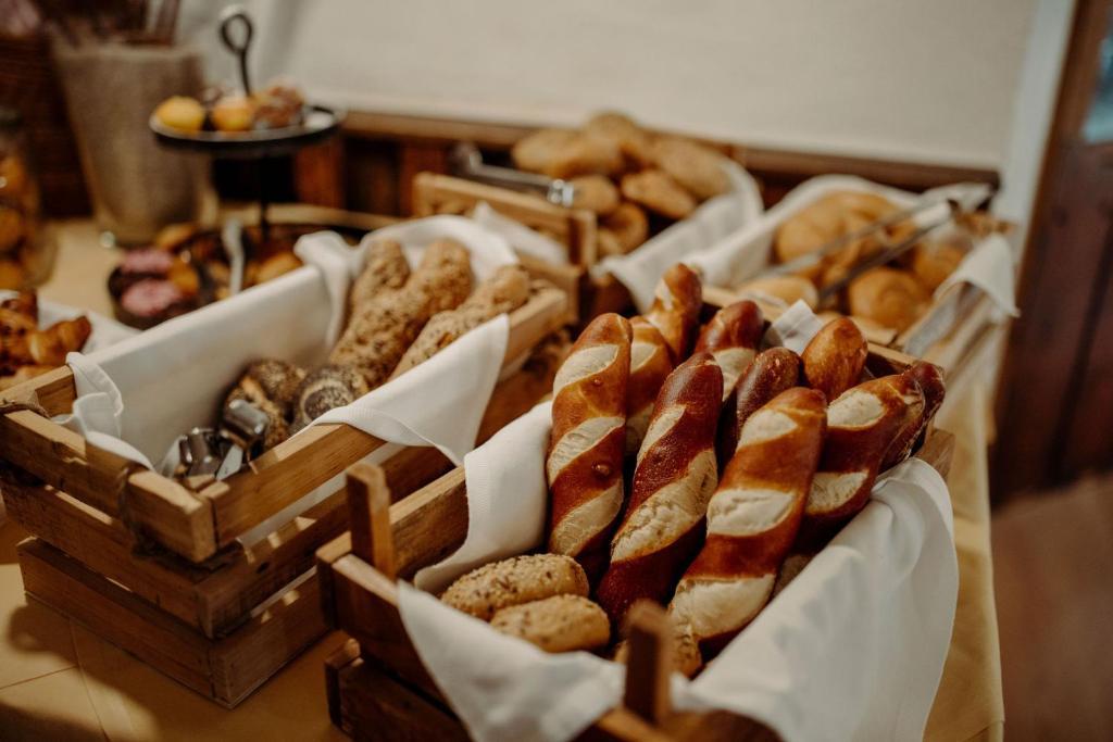 Dorfhotel Kaltenhauser slide 5