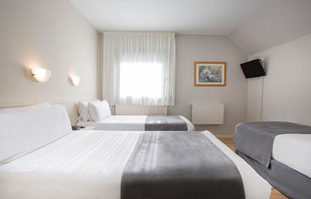 Hotel Camel-lot slide 2