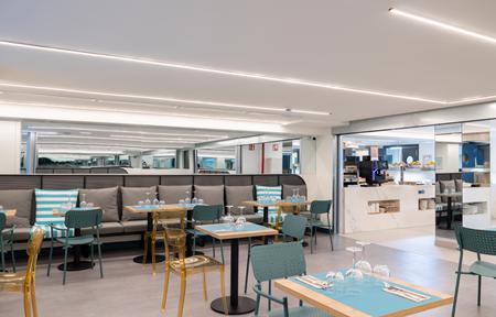 Occidental Las Canteras slide 2