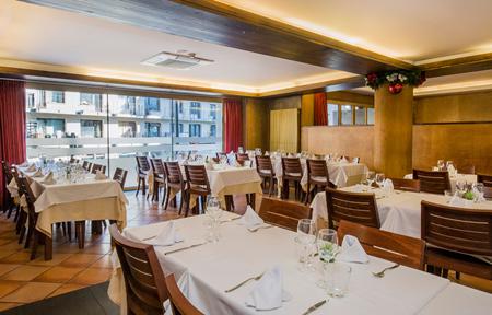 Hotel Magic Ski slide 3