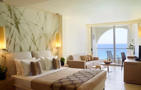 Hotel Ixian Grand & All Suites - Voksenhotel slide 3