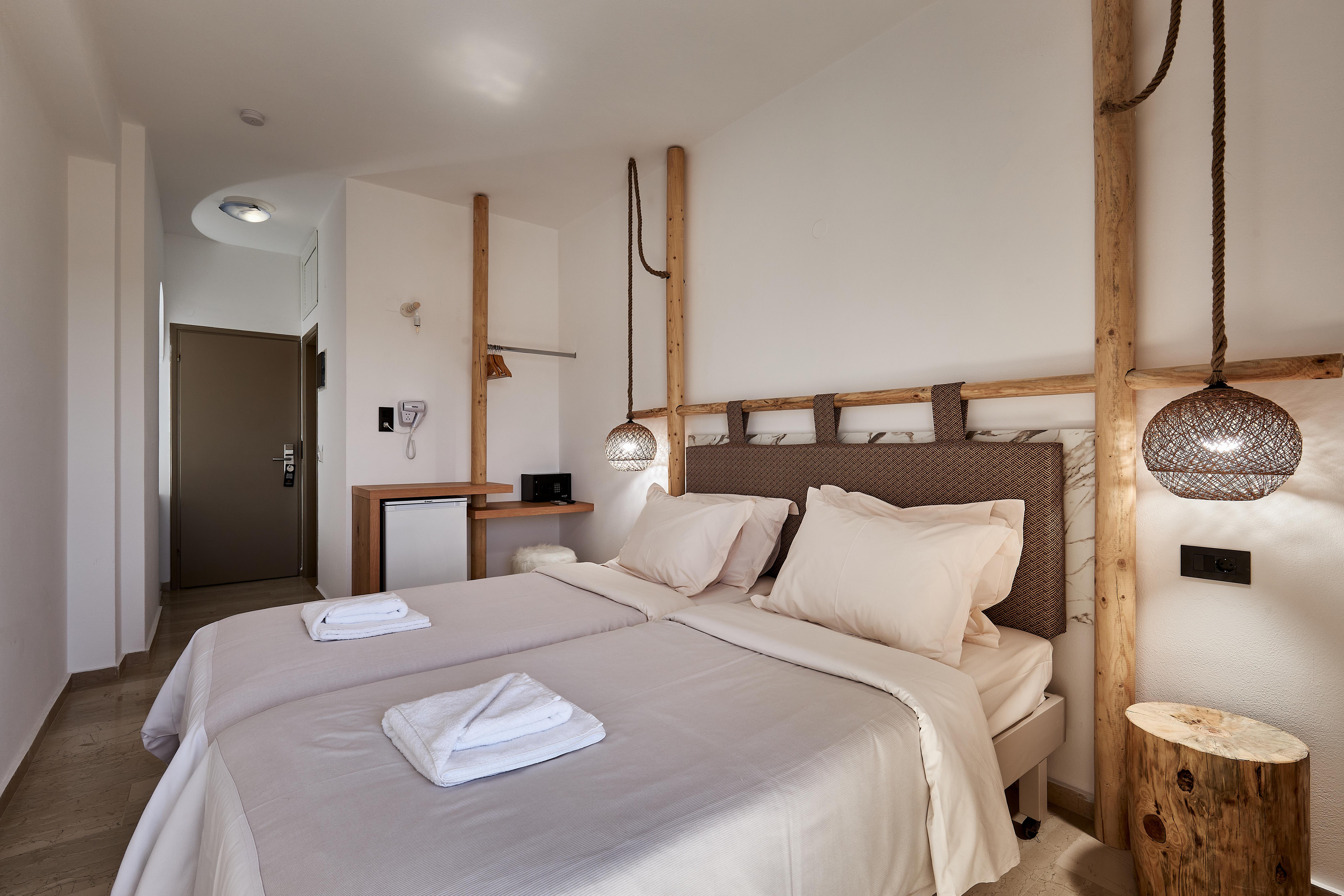 Asana Hotel  slide 3