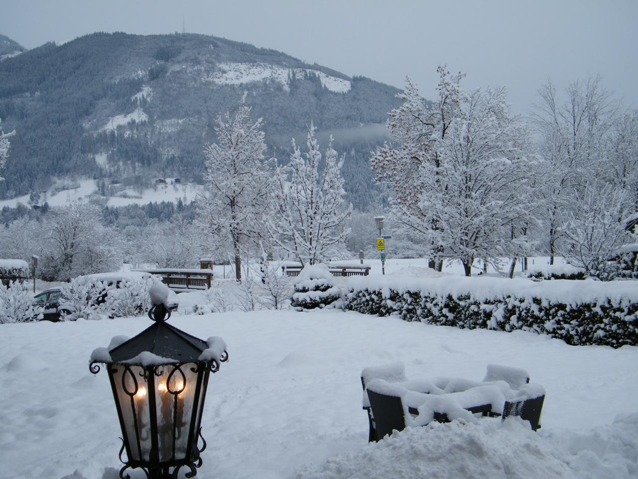 Dahoam by Sarina - Hotel & Suites  slide 3