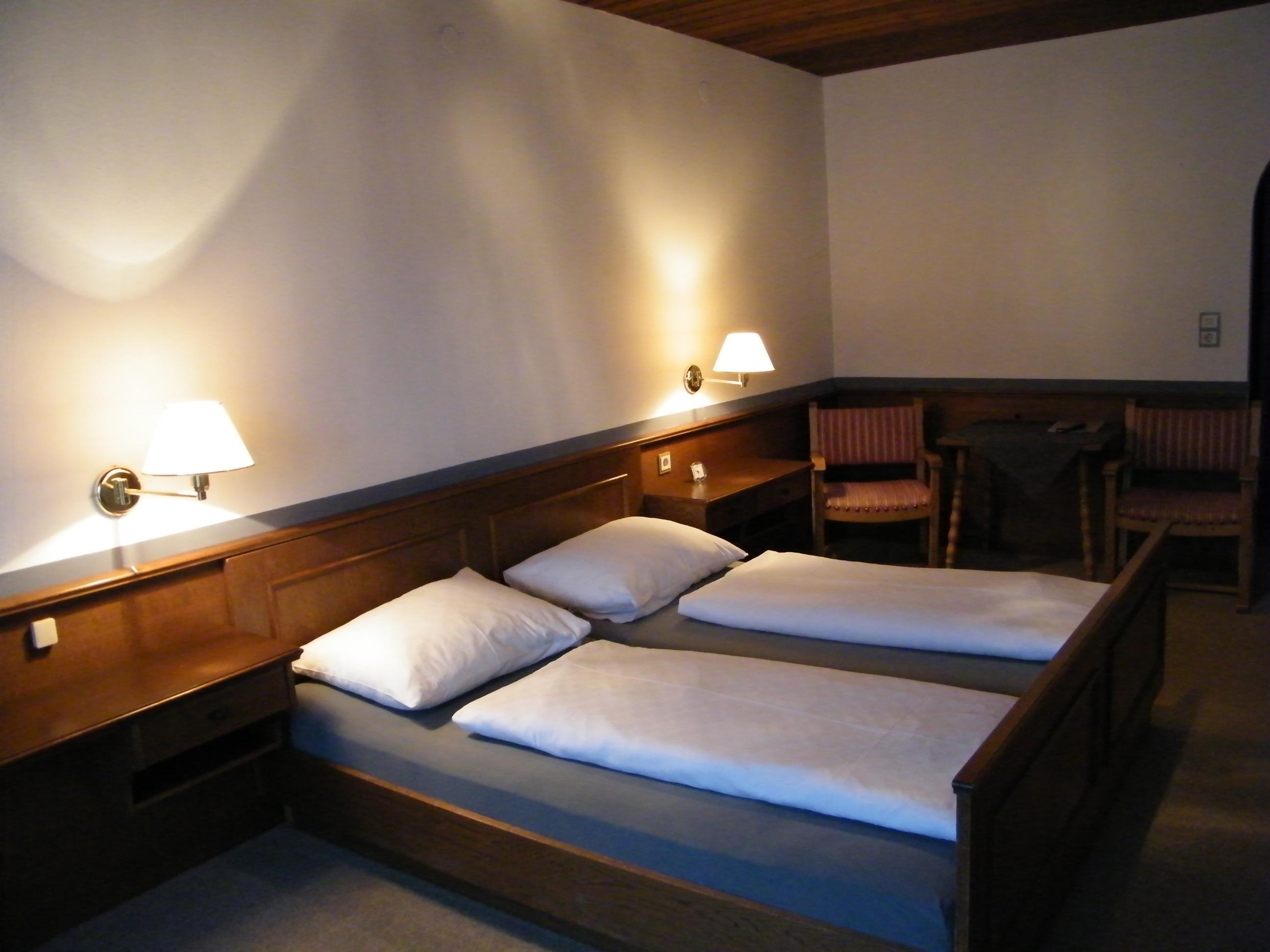 Dahoam by Sarina - Hotel & Suites  slide 5