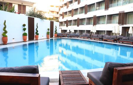 Hotel Castellum Suites slide 2