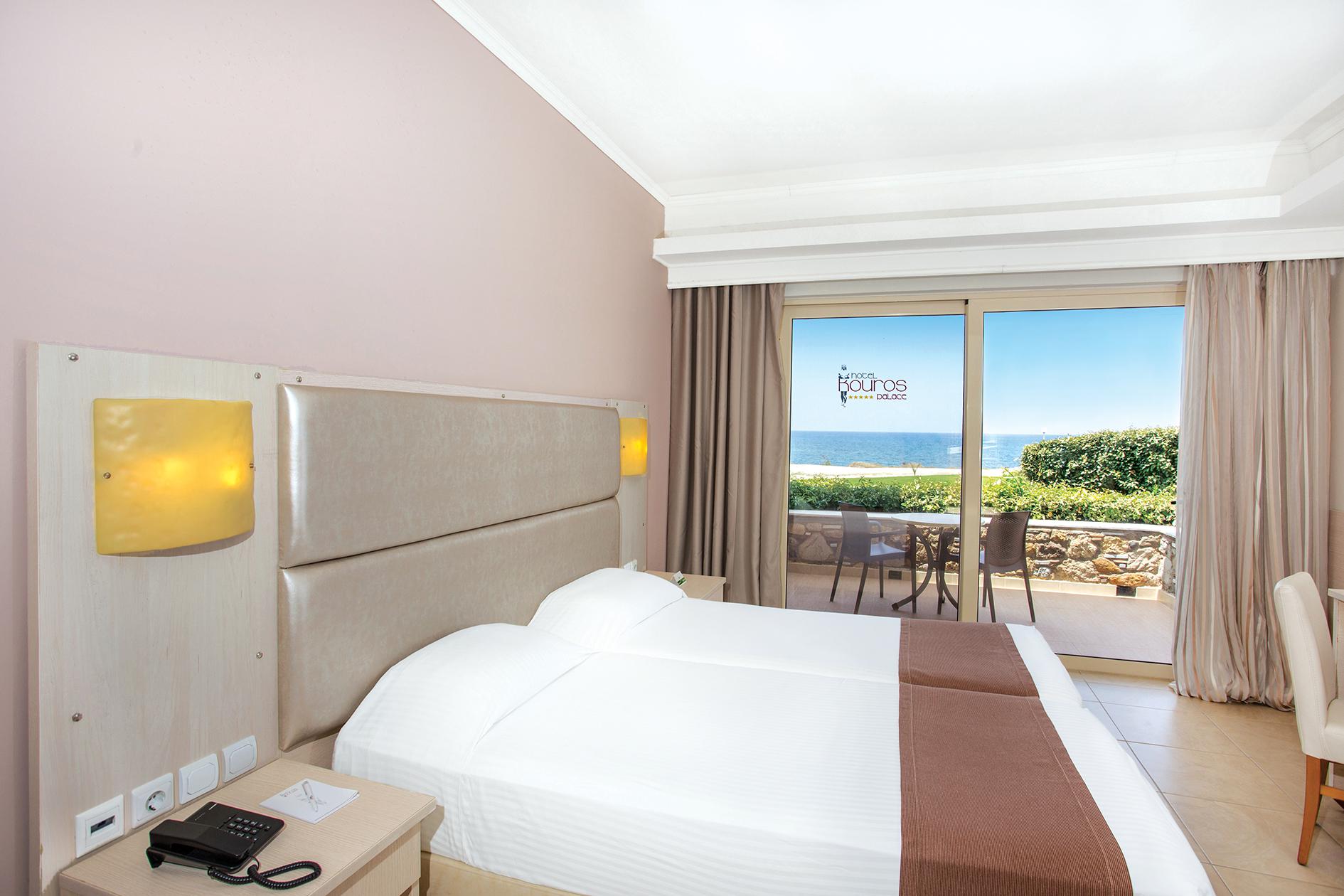 Hotel Kouros Palace slide 4