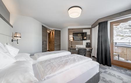 Hotel Edelweiss & Gurgl  slide 3